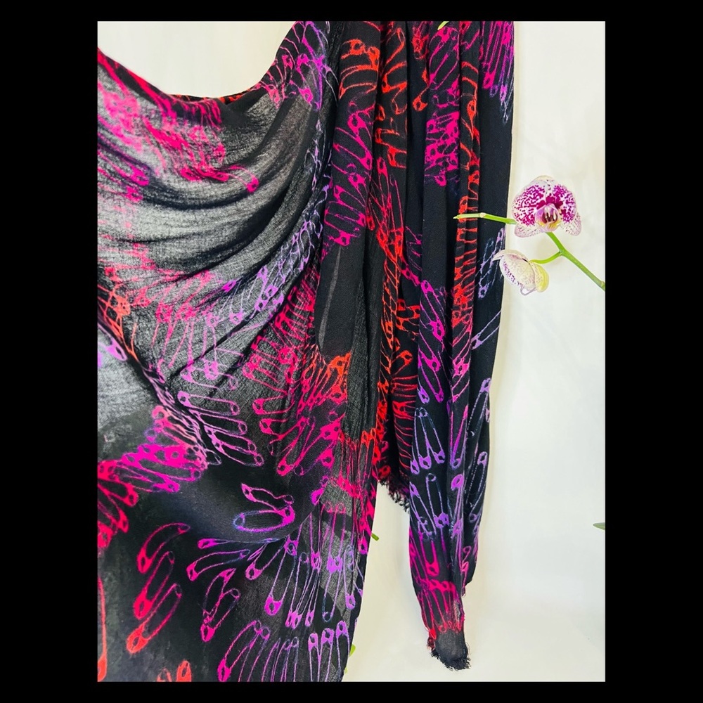 Safety Pin Scarf • Collection Eighteen